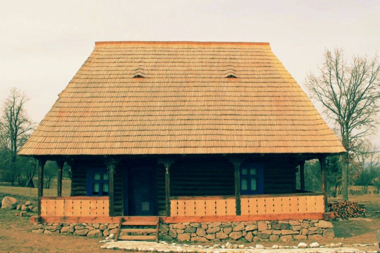 casa din vale breb