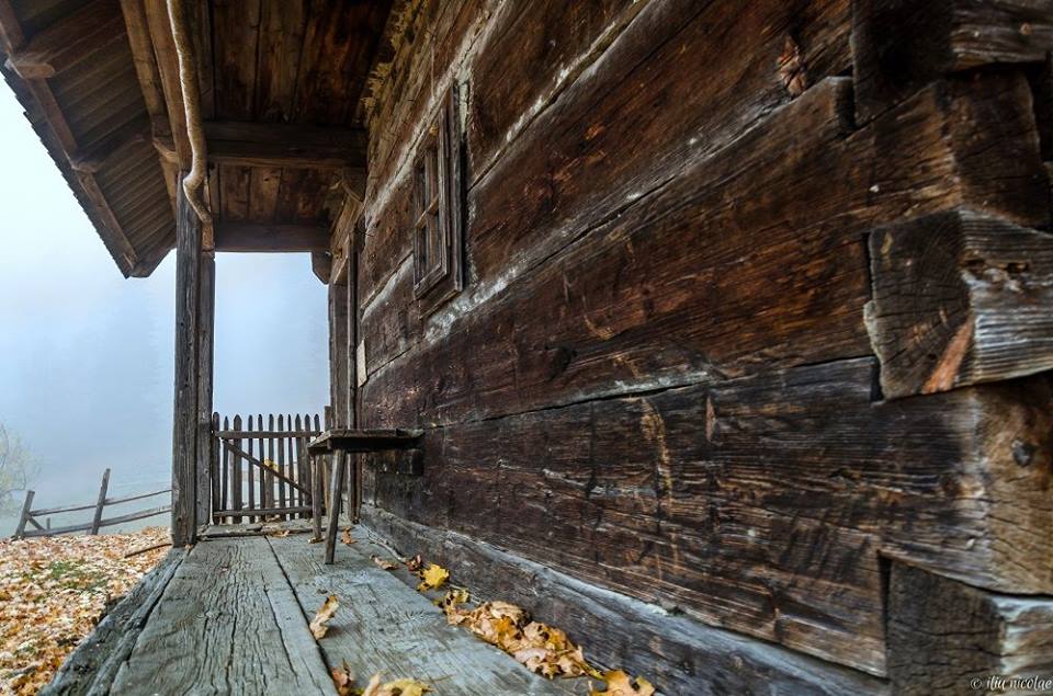 cazare case traditionale bucovina