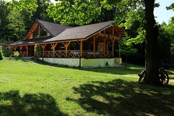 cabana izvoranu 