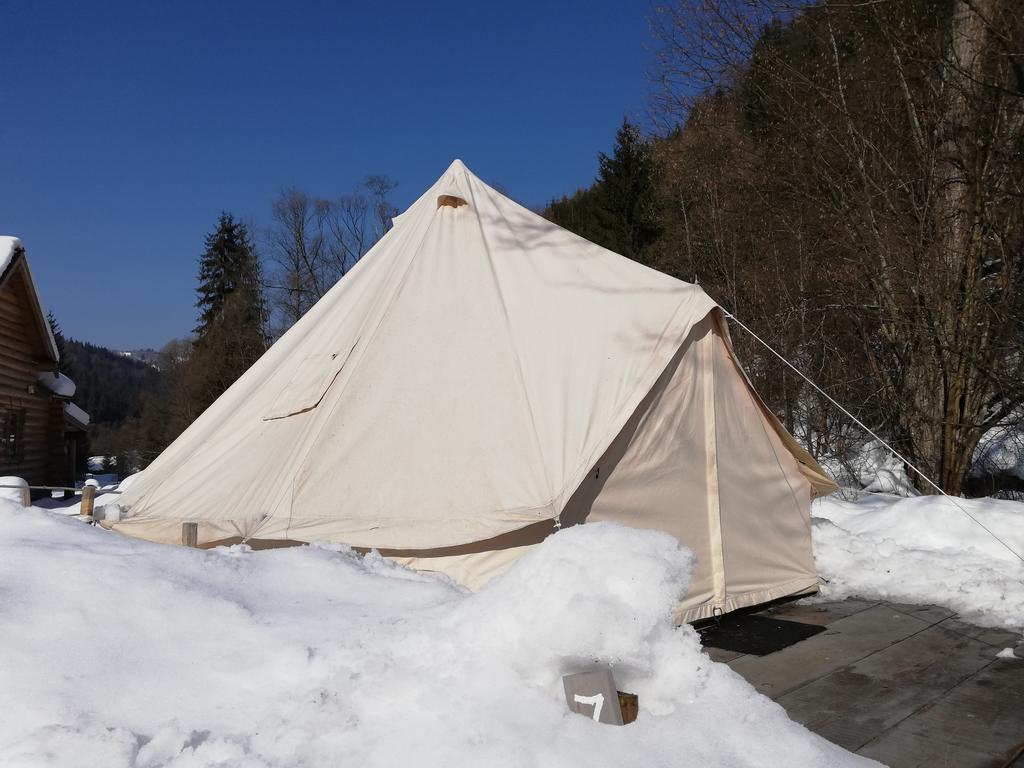 cazare glamping romania iarna