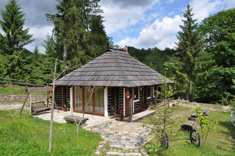 cazare case traditionale bucovina