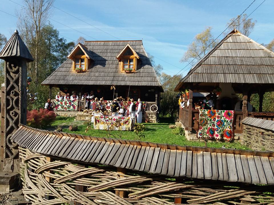 casuta din scobai, maramures