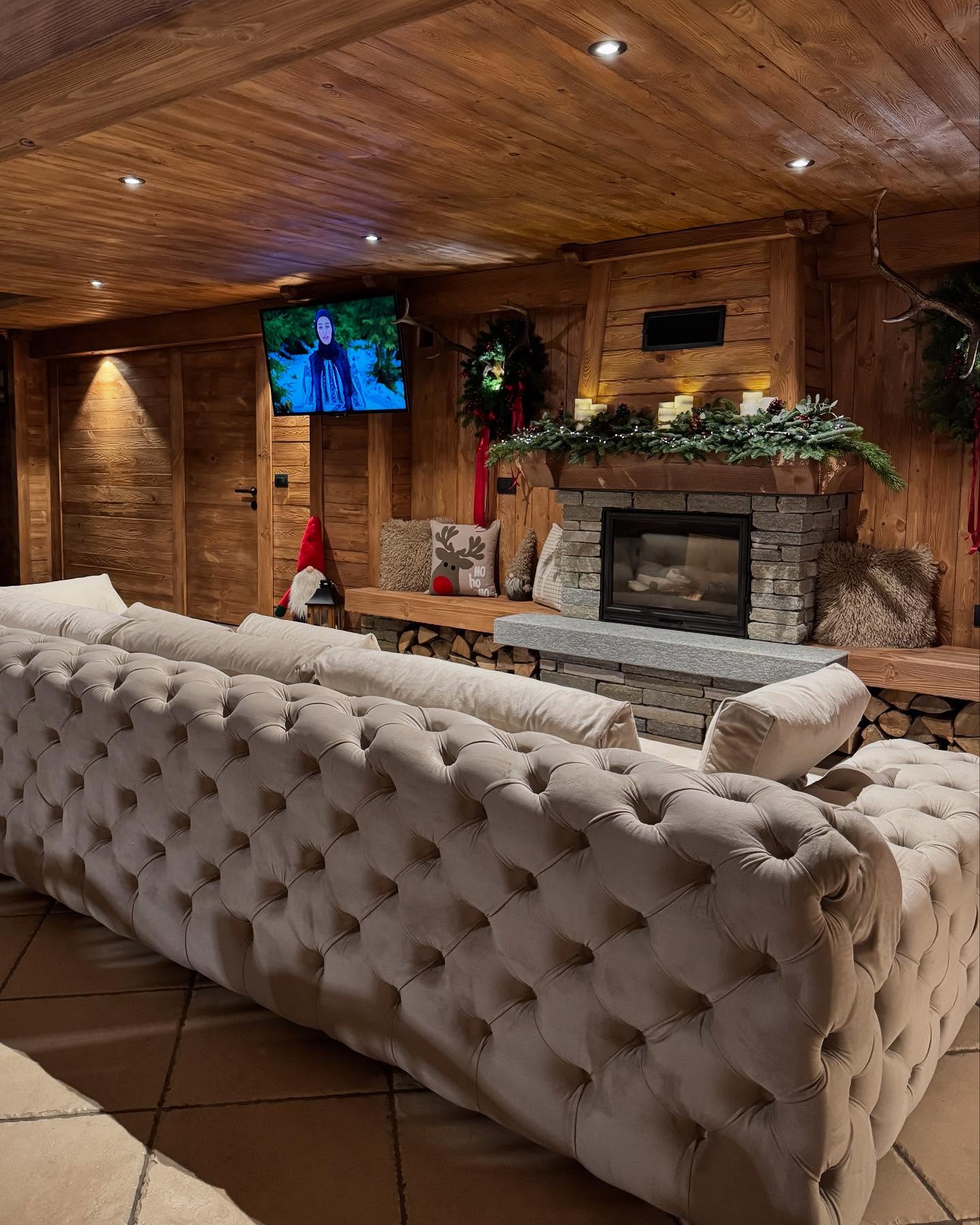 top cazari cu jacuzzi maramures