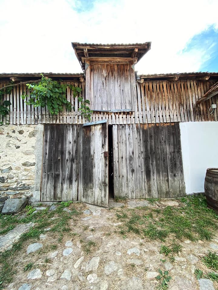 cazare traditionala transalpina