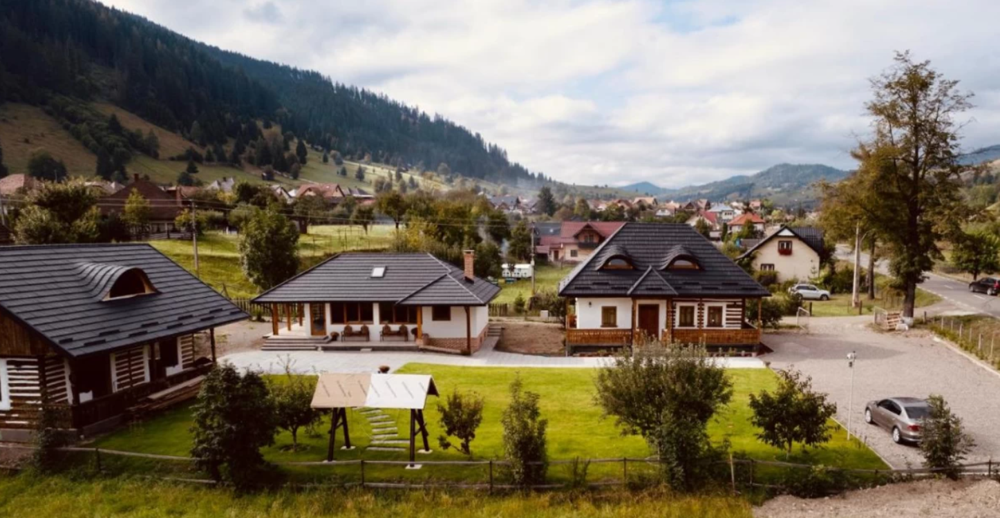 top cazari traditionale bucovina