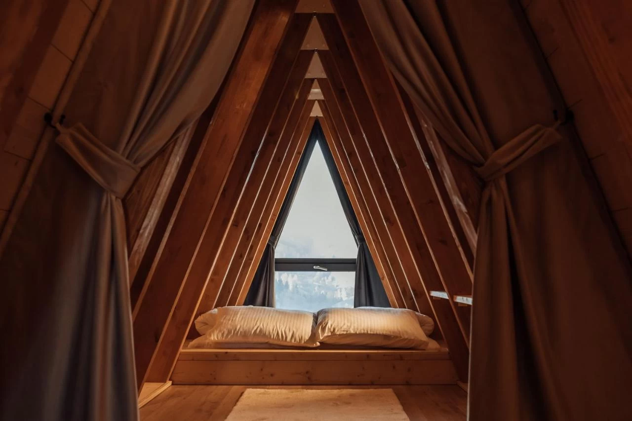 cabana a-frame transilvania