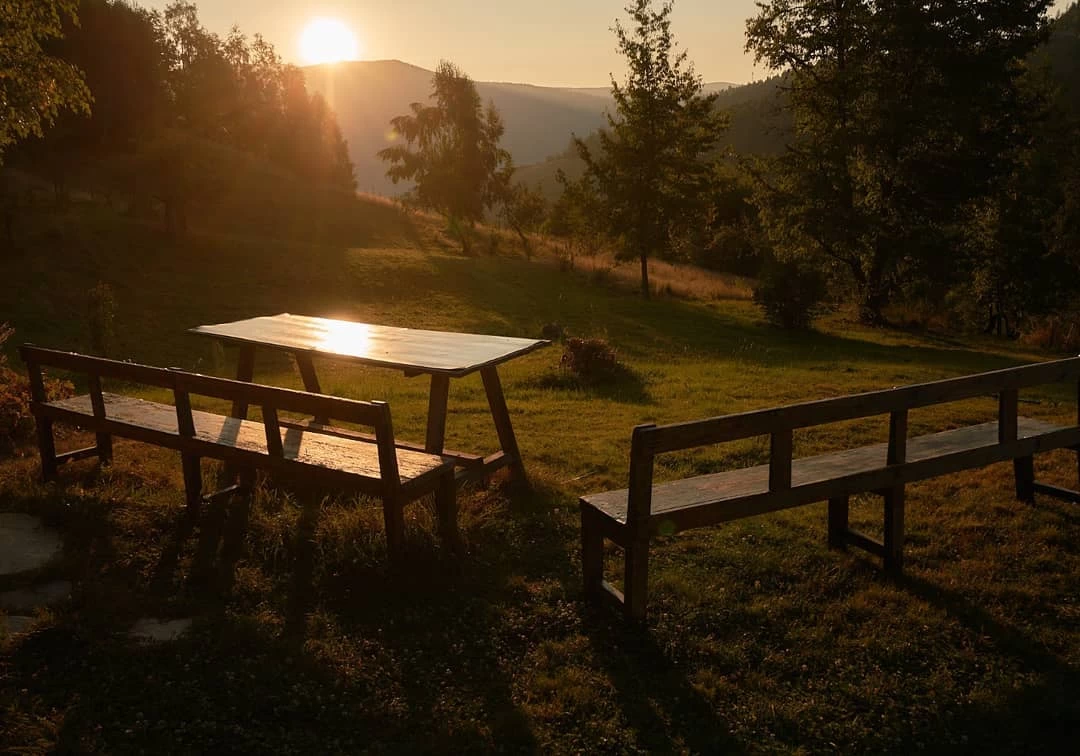 top cazari apuseni 2 persoane