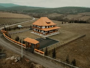 pensiunea tara codrului maramures