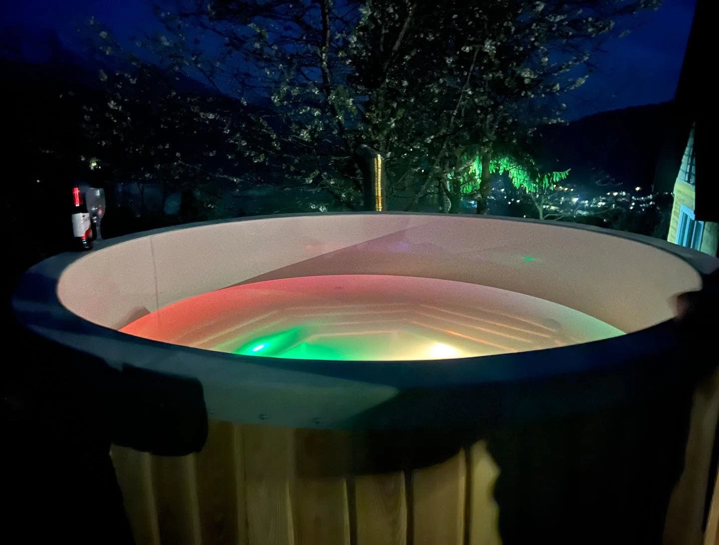 cabana cu jacuzzi maramures