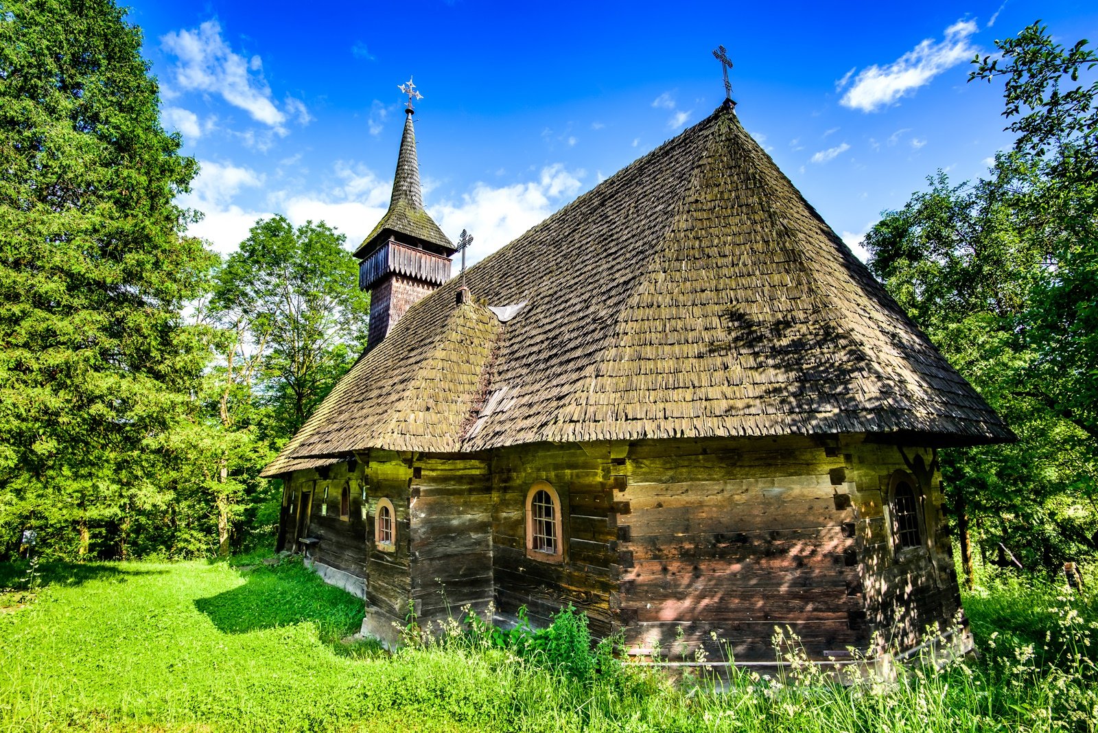 biserici de lemn in maramures